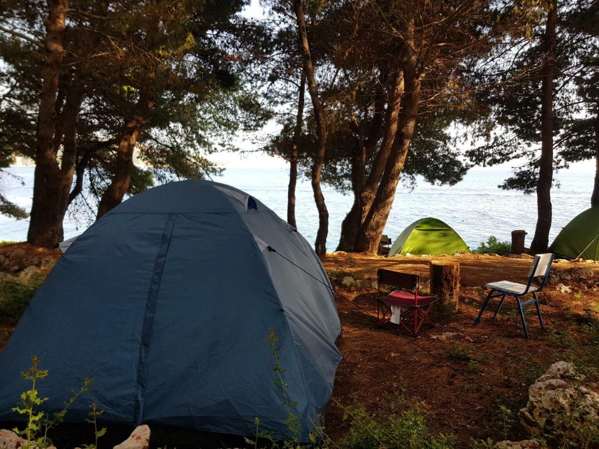 The Sea Cave Camping Himare Exterior photo