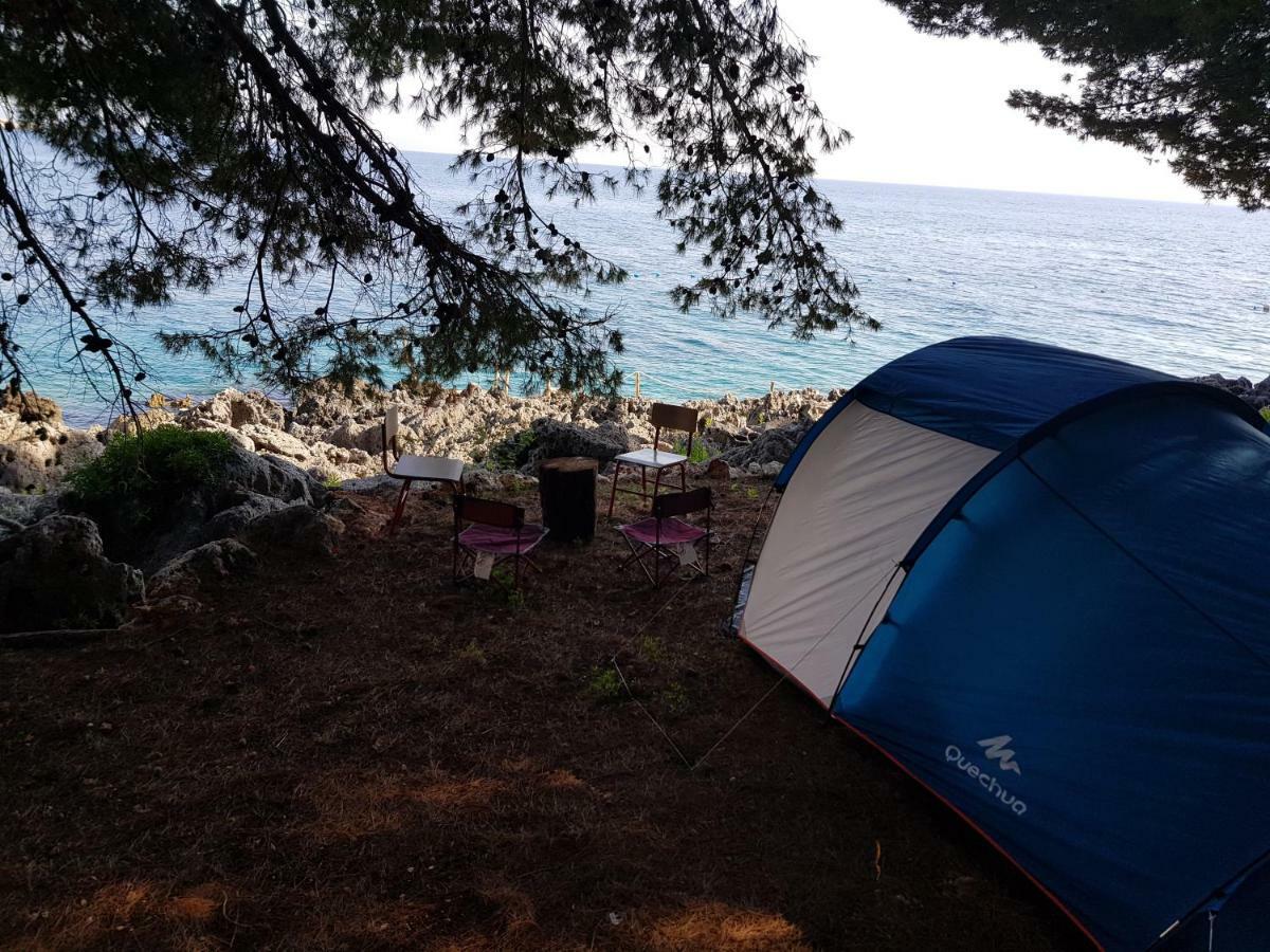 The Sea Cave Camping Himare Exterior photo