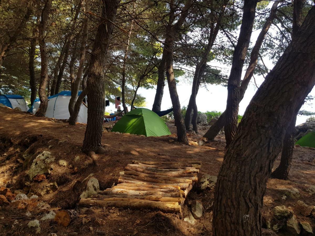 The Sea Cave Camping Himare Exterior photo