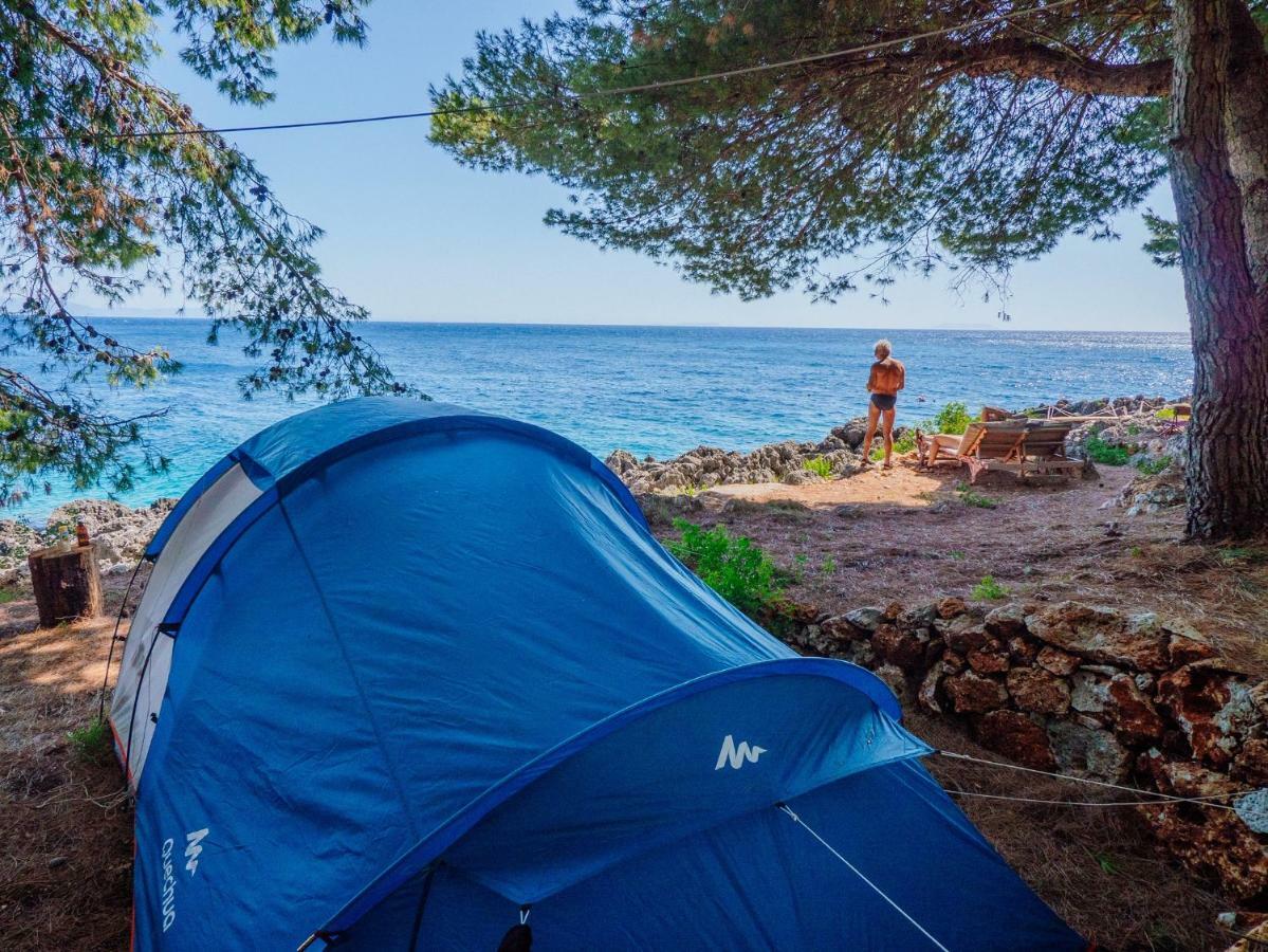 The Sea Cave Camping Himare Exterior photo